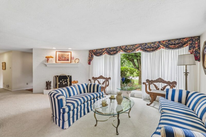 7540 Lynda DRIVE — photo 3