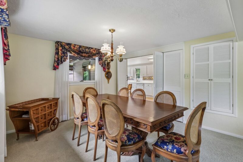 7540 Lynda DRIVE — photo 5