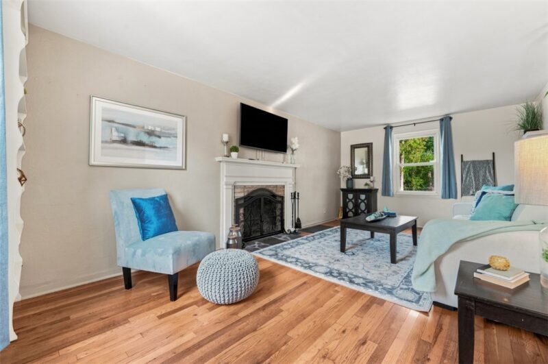 5330 Greenridge Dr — photo 2