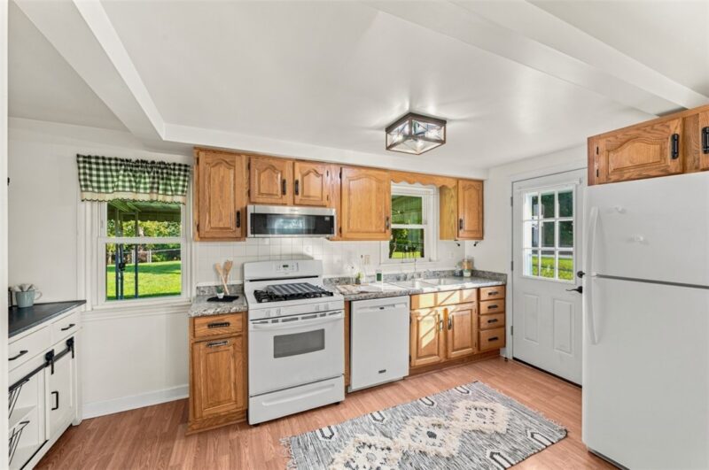 5330 Greenridge Dr — photo 5