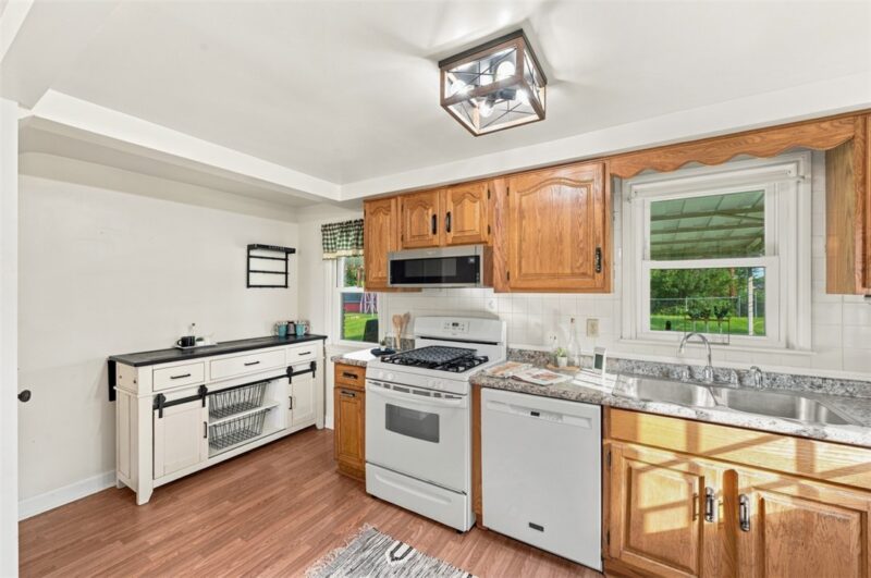 5330 Greenridge Dr — photo 7