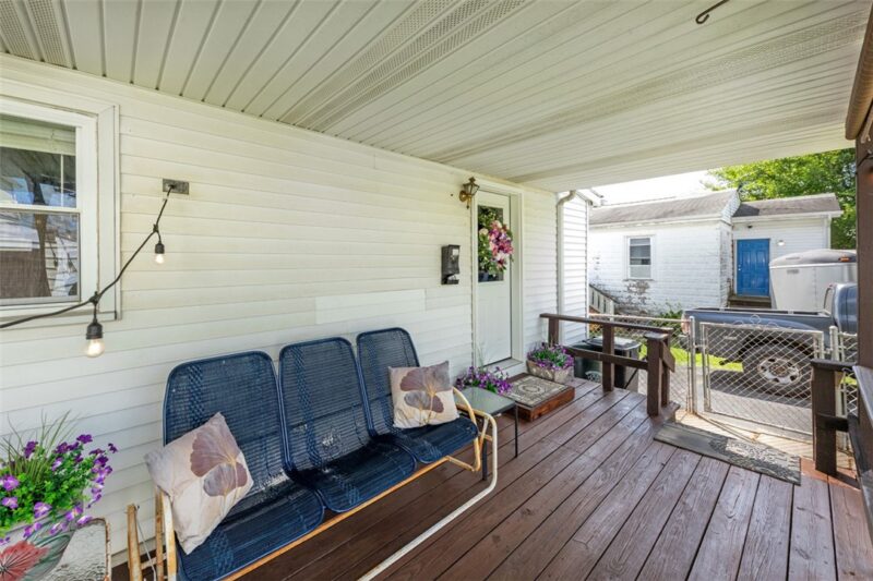 124 Reed Ave — photo 4