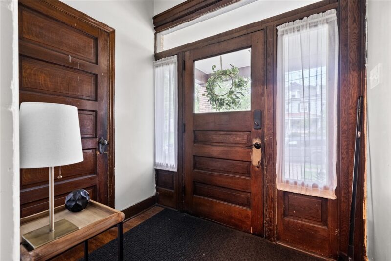 39 Dinsmore Ave — photo 3