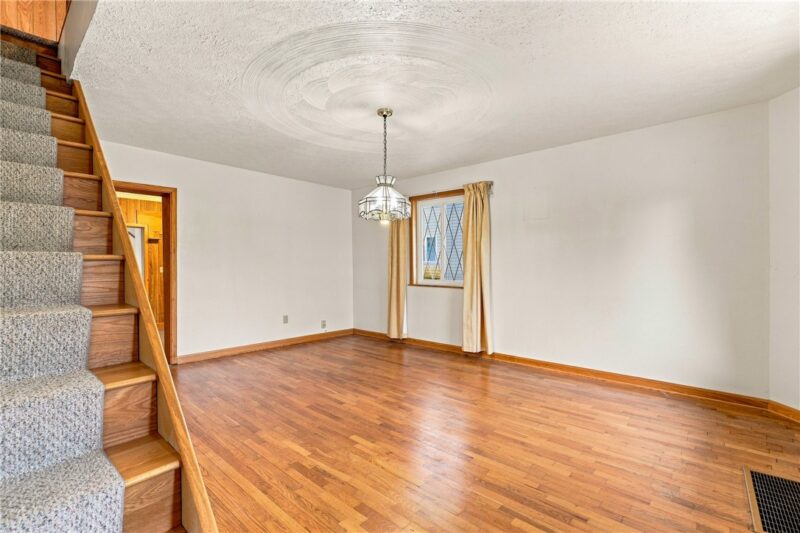 619 Oden St — photo 3