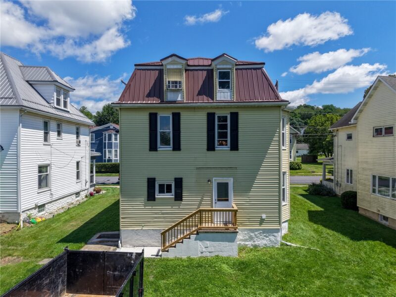 277 N Morrow St — photo 3