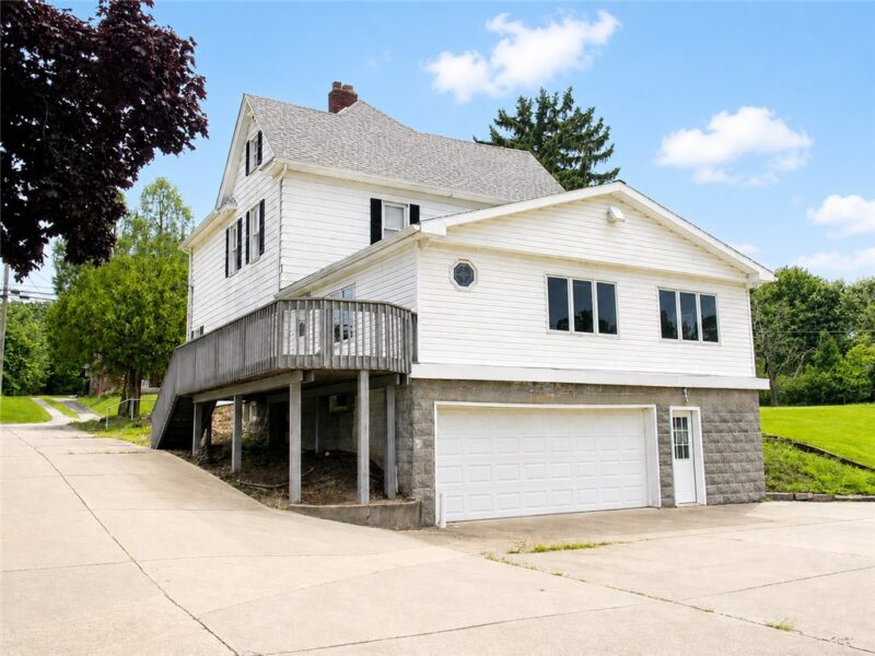 180 Freeport Rd — photo 3