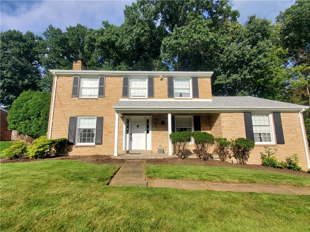 2103 Menold Dr — photo 1