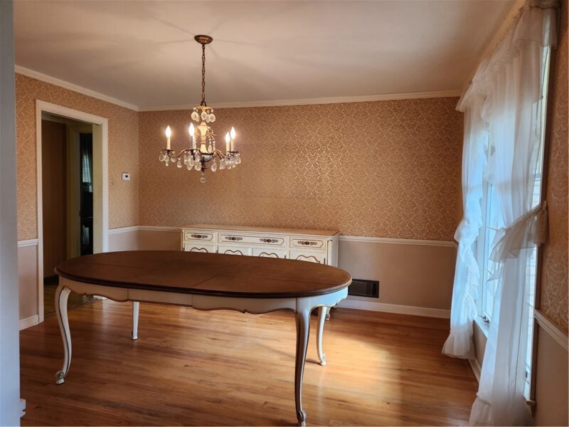 2103 Menold Dr — photo 8