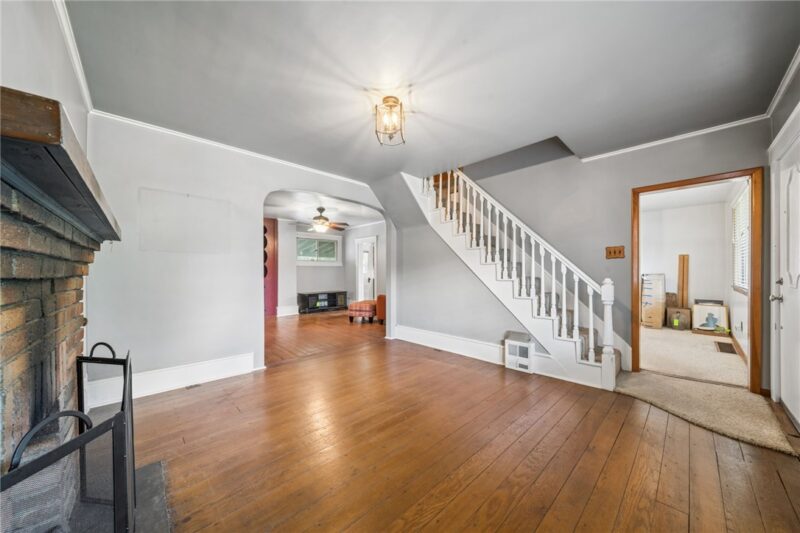 127 Carmichaels Street — photo 5