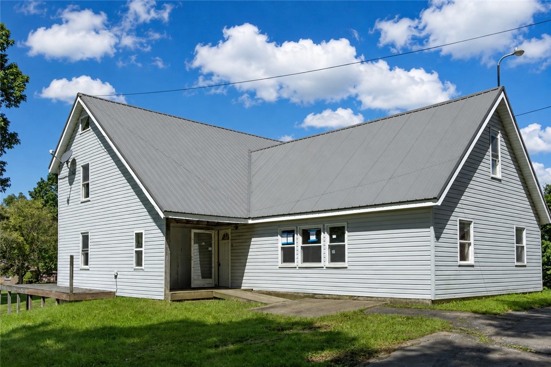 890 Campbell Run Rd — photo 1