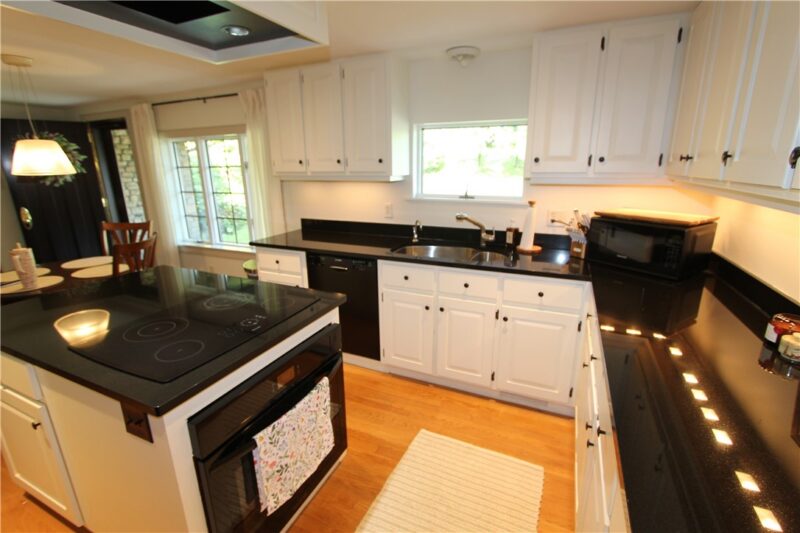314 Redcut Lodge Rd — photo 4