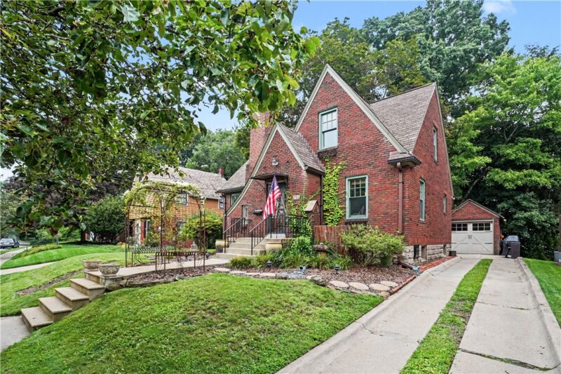 726 Harden Dr. — photo 3