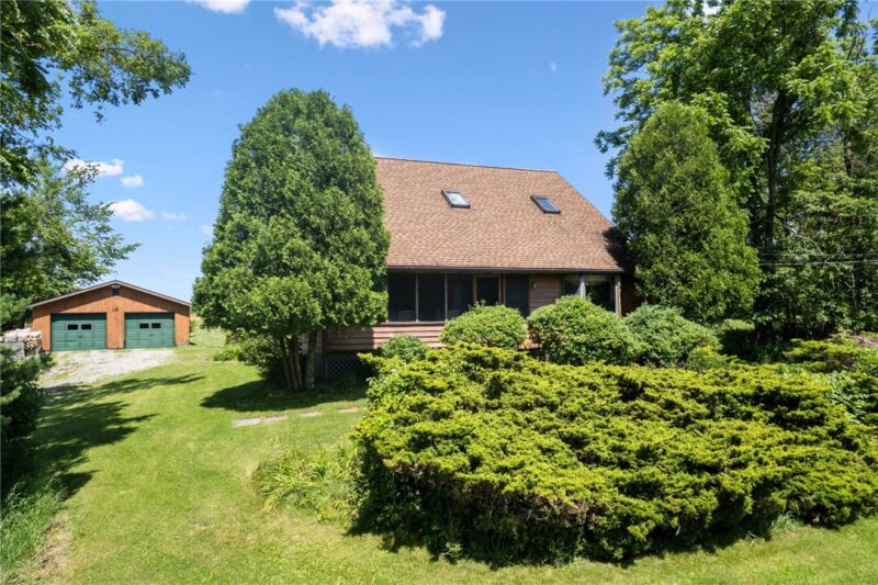 203 Wotring Rd — photo 2