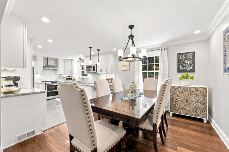2489 Southvue Drive — photo 8