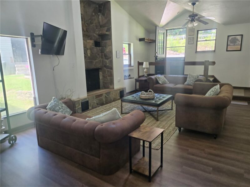 13368 Route 555 — photo 5