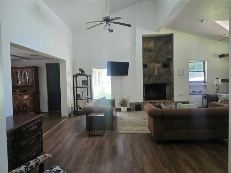 13368 Route 555 — photo 6