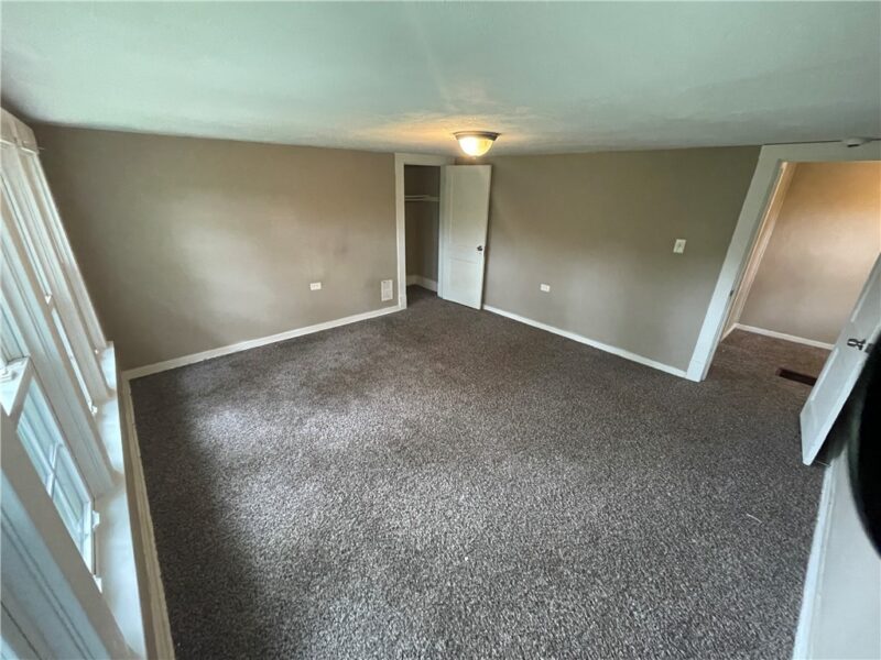 10088 Grandview Ave — photo 8