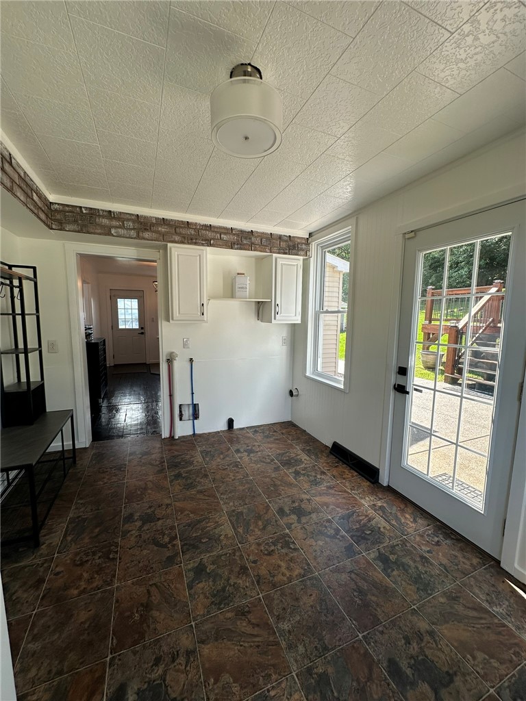 853 Walnut Hill Rd — photo 8