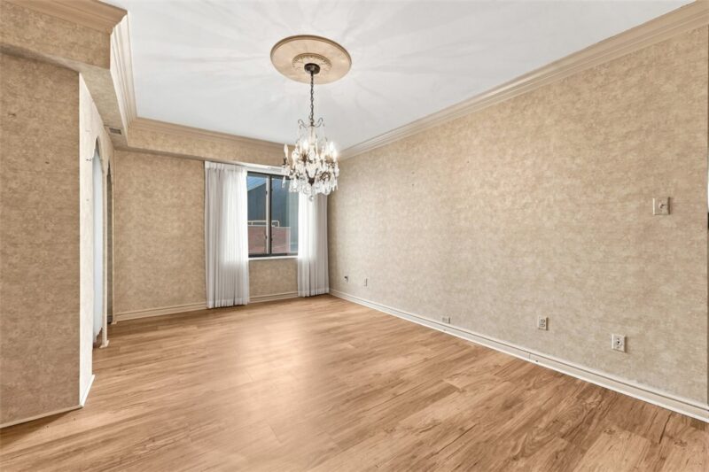 307 S Dithridge St 505 — photo 7