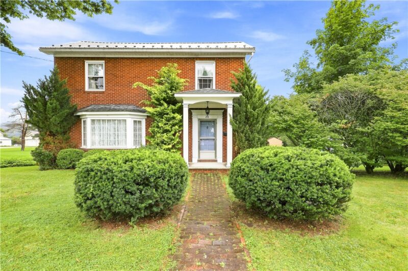 214 Beachley Street — photo 4