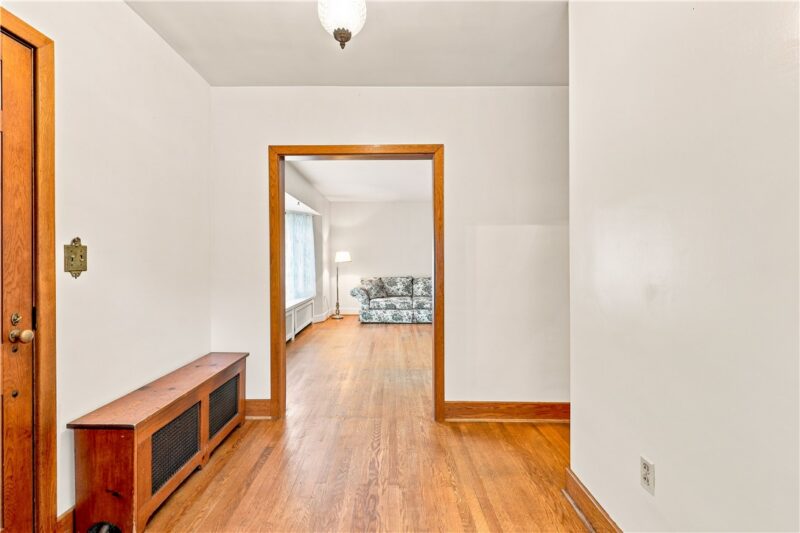 214 Beachley Street — photo 6