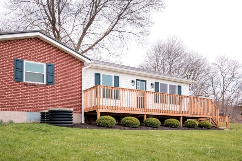 582 Oneida Valley Rd — photo 2