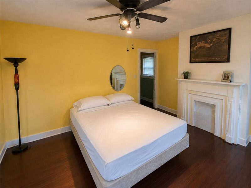 1611 BROADHEAD STREET — photo 5