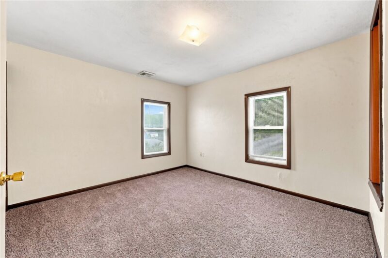 501 West 5th Ave — photo 8