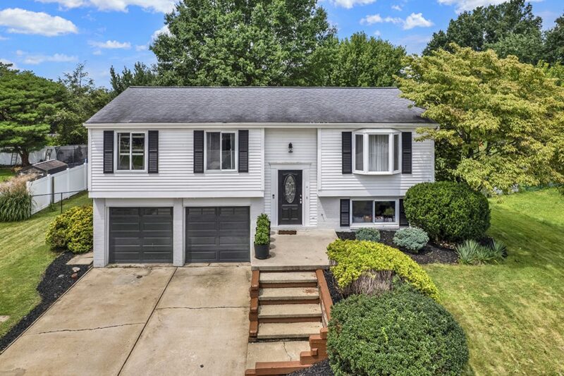 362 Huntingdon Ave — photo 2