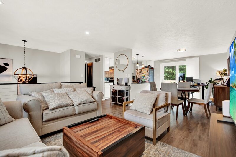 362 Huntingdon Ave — photo 6