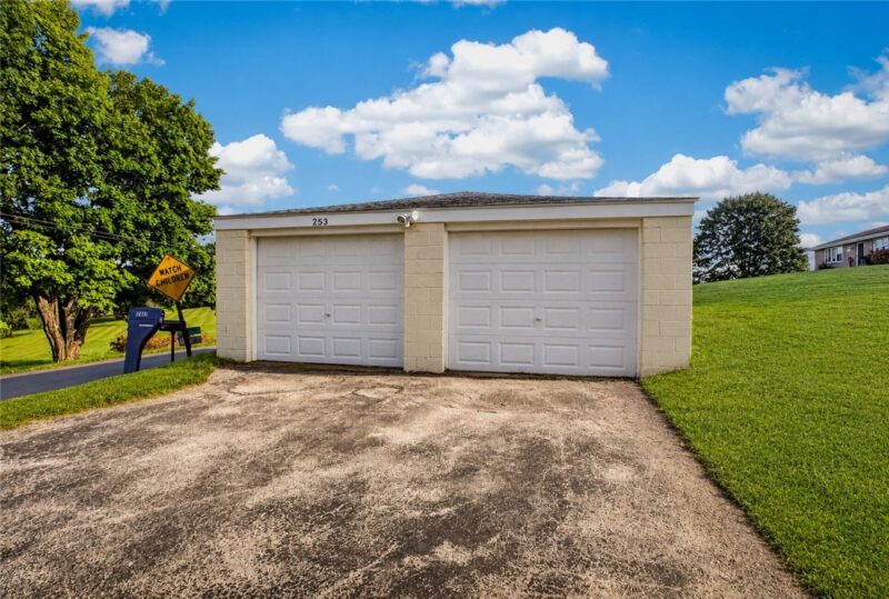 253 Lanik Rd — photo 2