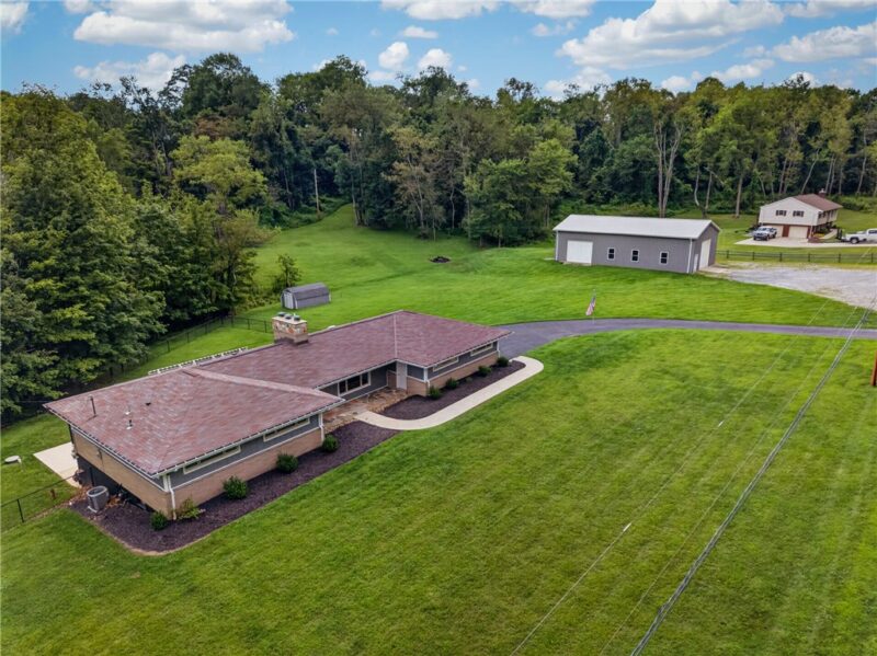 524 Munntown Rd — photo 3