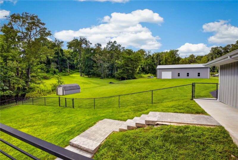 524 Munntown Rd — photo 4