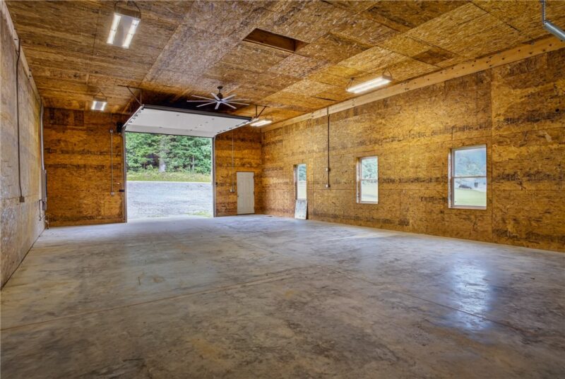524 Munntown Rd — photo 6
