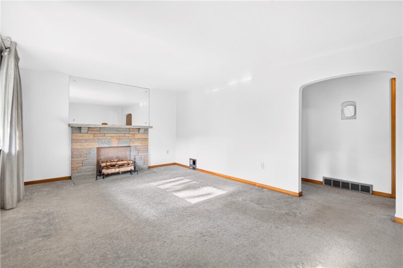210 Dicio Street — photo 2