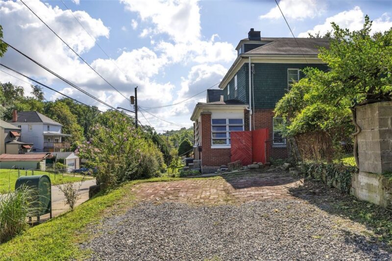 2802 Salisbury Street — photo 3