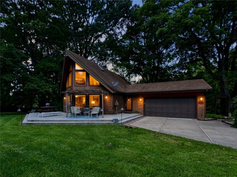 331 Fullerton Rd — photo 4