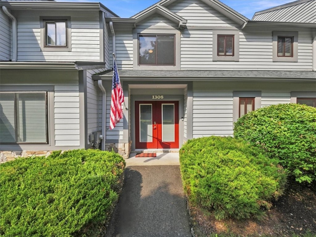 1308 Westridge Dr — photo 1