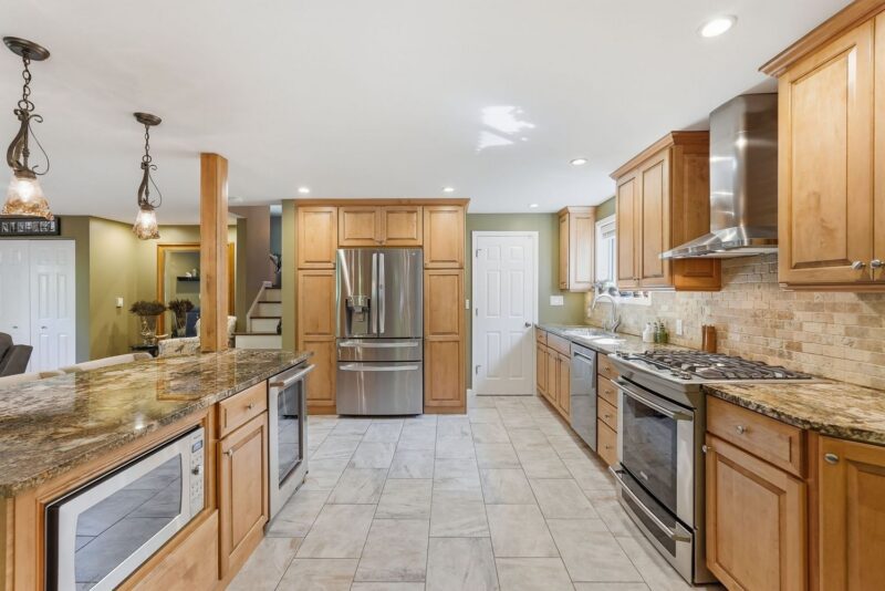 2354 Saddle DRIVE — photo 8