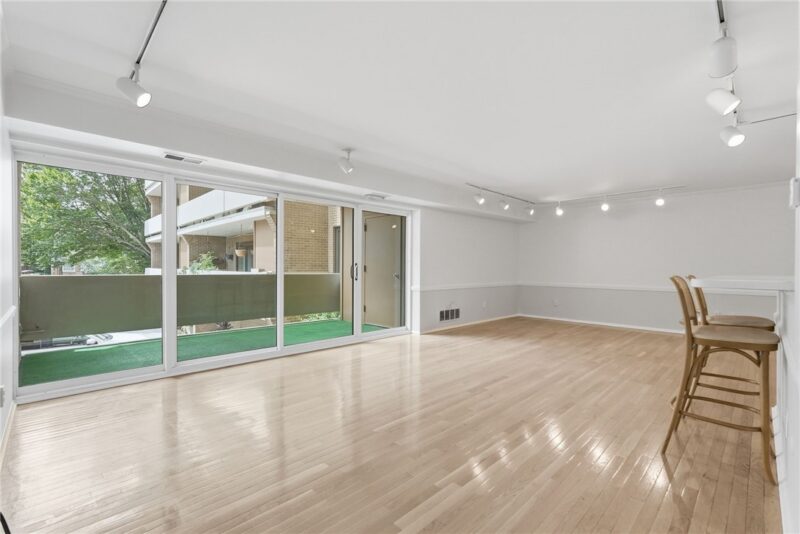 220 N DITHRIDGE 306 — photo 8