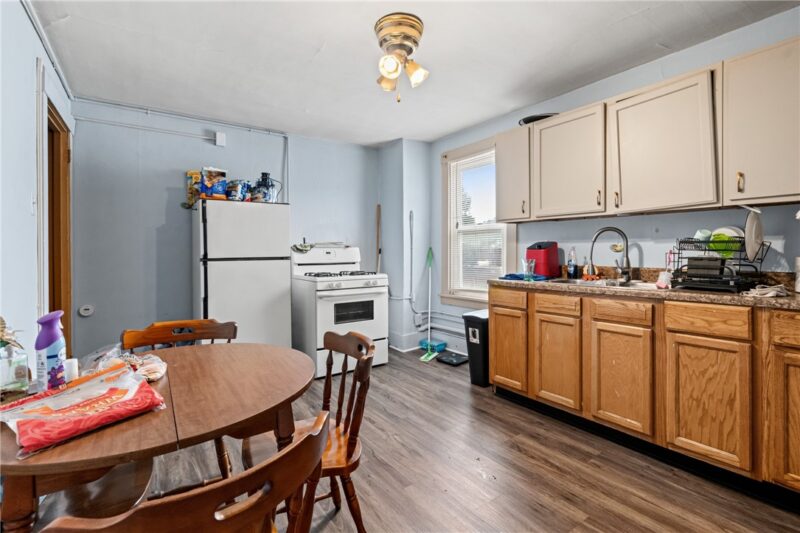 614 Constitution Blvd — photo 3
