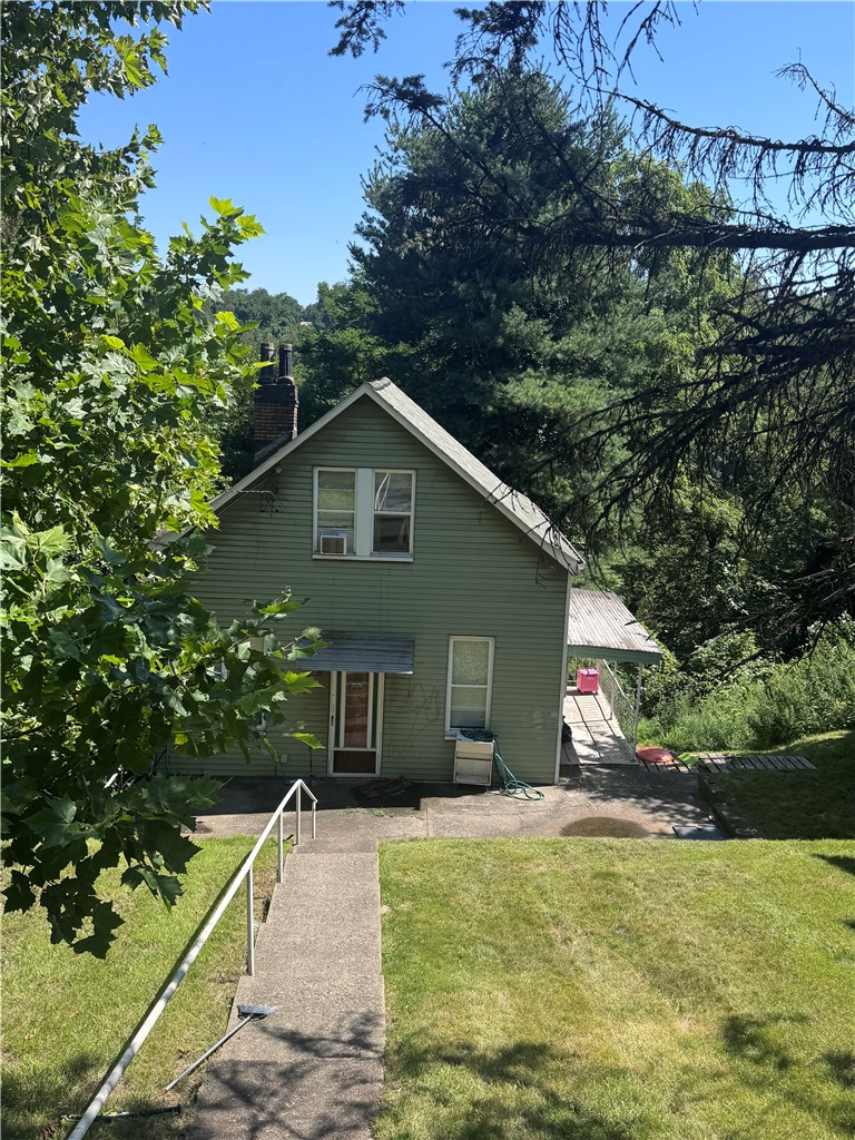 1523 Ridge Ave — photo 3