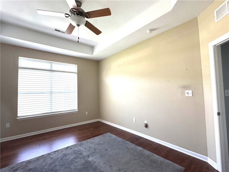 132 Cobblestone Dr — photo 8