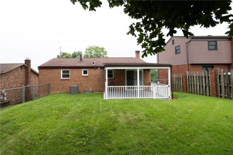 5707 Broad St — photo 2