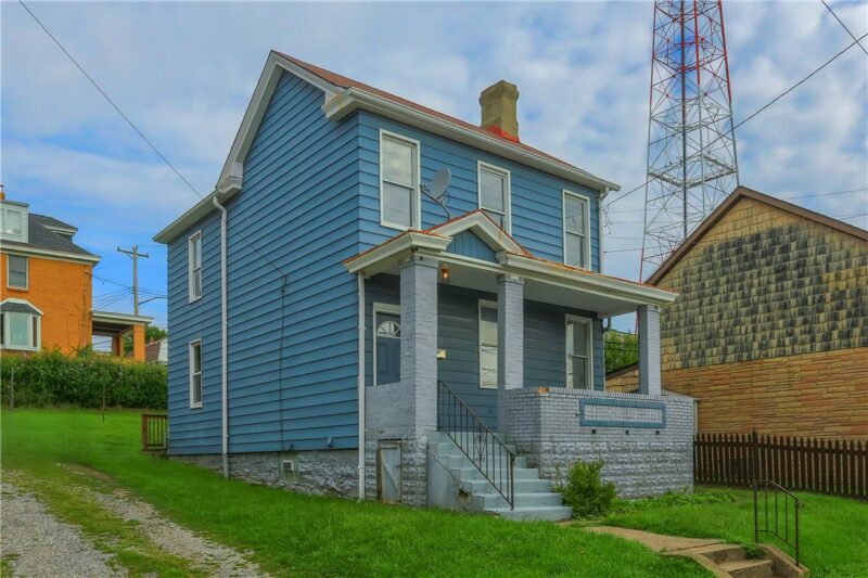 216 Republic Street — photo 2