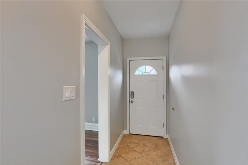 216 Republic Street — photo 5
