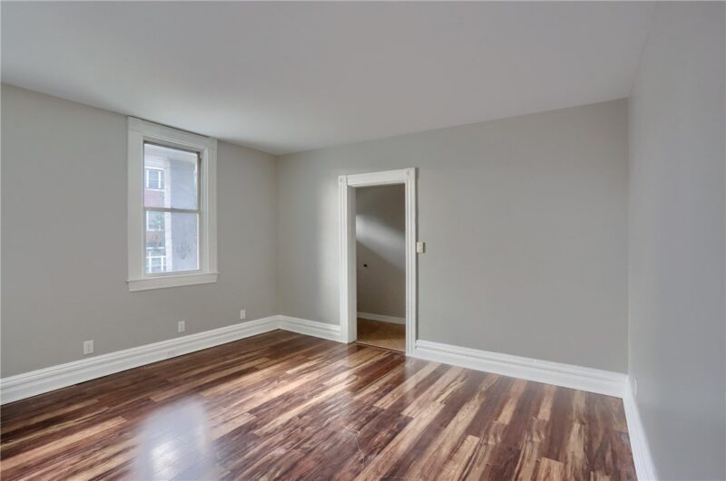 216 Republic Street — photo 8