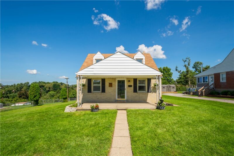 193 Woodhall Dr — photo 2