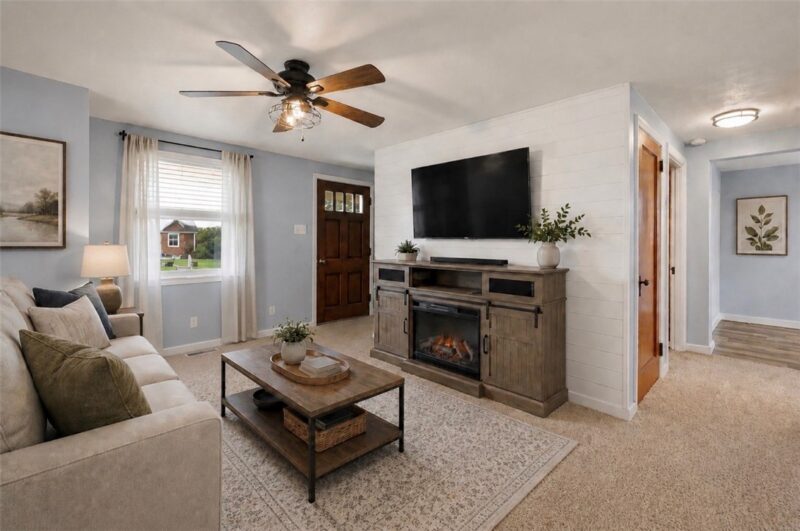 193 Woodhall Dr — photo 4
