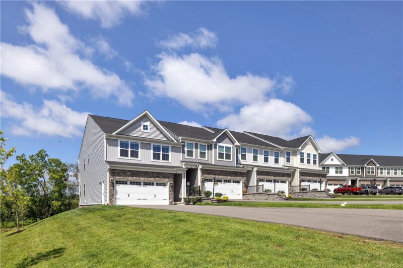 7001 Wellington Court — photo 2